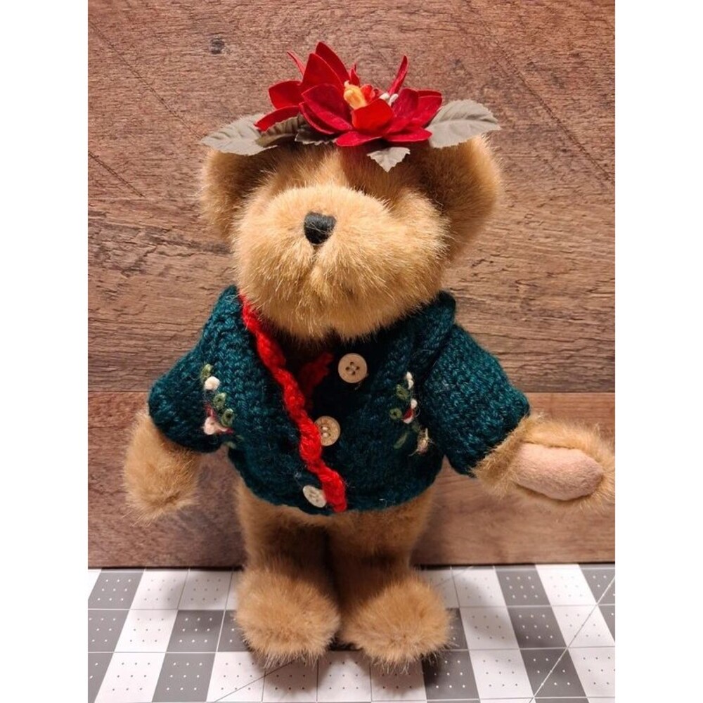 Boyds Bears Christmas Holiday Poinsettia Teddy Plush